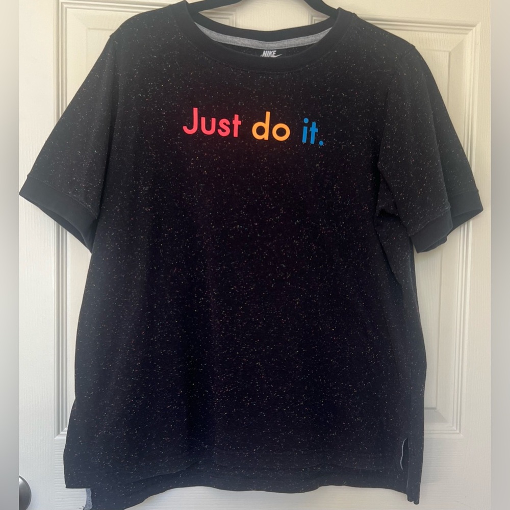 Nike Just Do It Speckled Black Short Sleeve T-Shirt Women’s XL